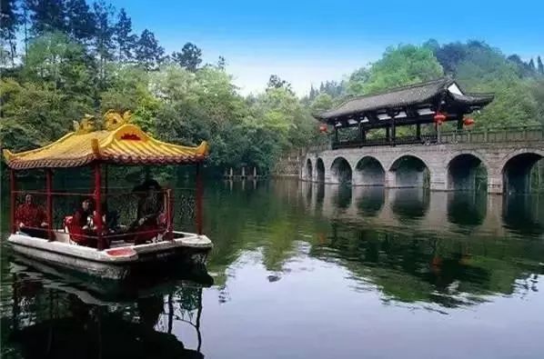 未来科技触手可及，郁少漠宁桥桥新篇章，引领智能生活新纪元