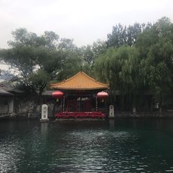 趵突泉畔惊喜小店，12月22日实时地图高清探秘小巷深处独特风味