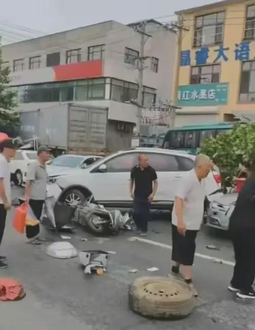 屈尊就卑 第2页