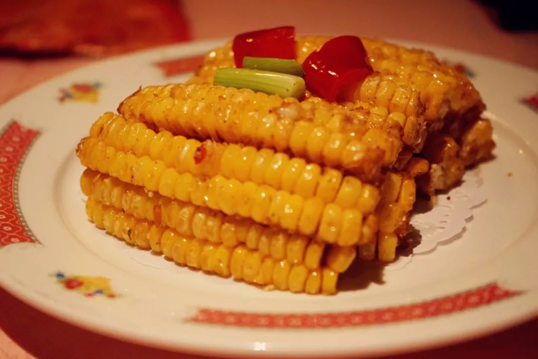 夜宵美食榜单TOP10，美食图片大放送，领略夜食魅力！