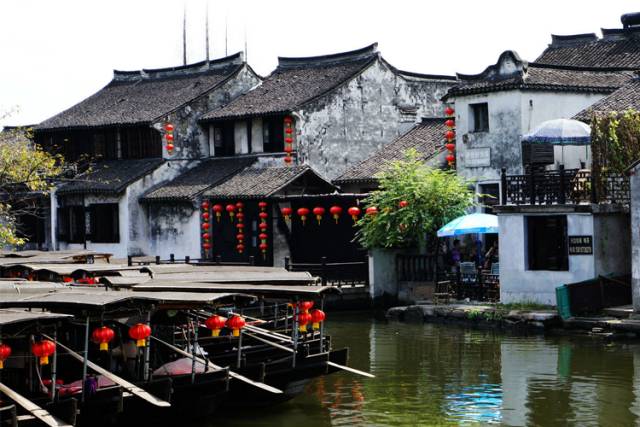 西塘日出绝美攻略，百度带你畅游清晨美景！