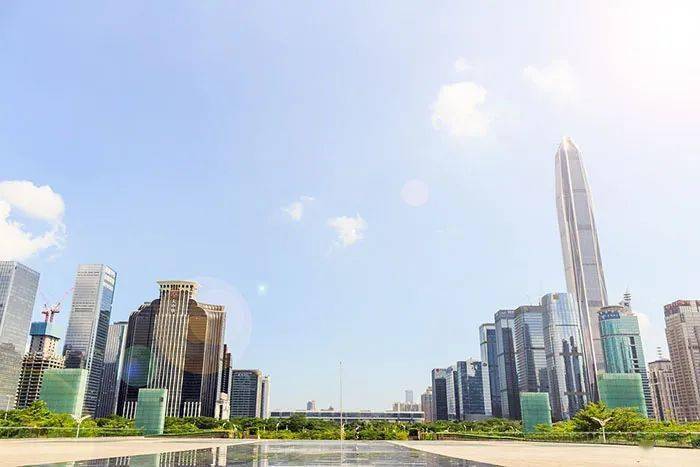 深圳东湖，城市新动力与绿色发展的协奏曲